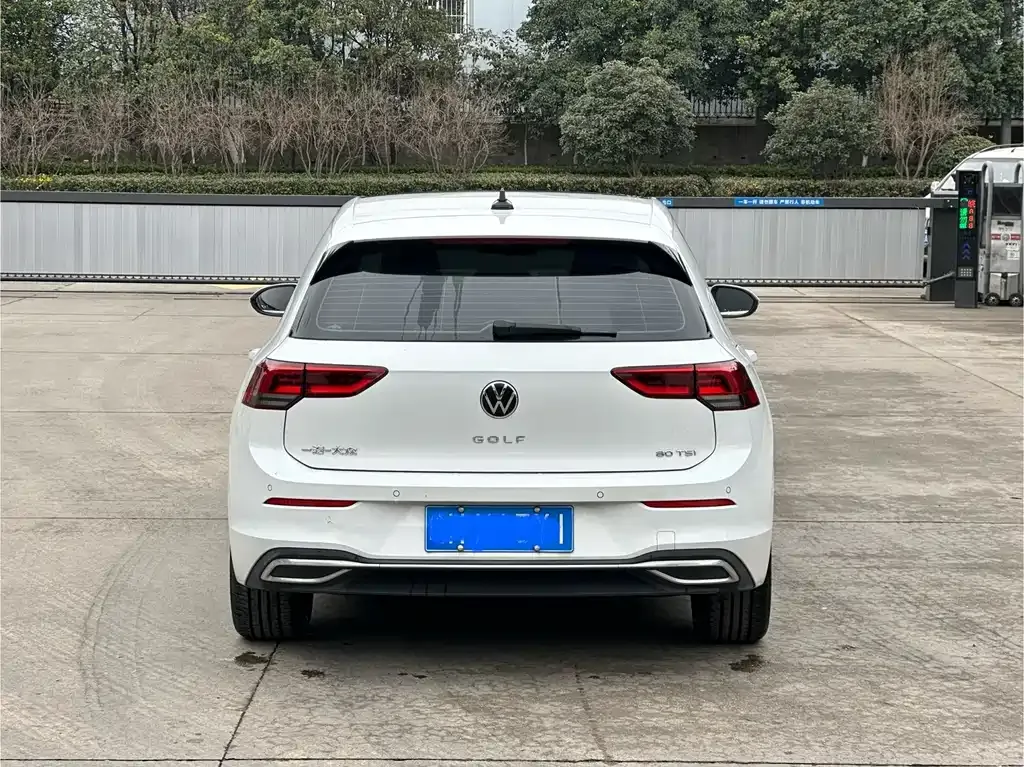 Volkswagen Golf 2022 из CN, фото 6