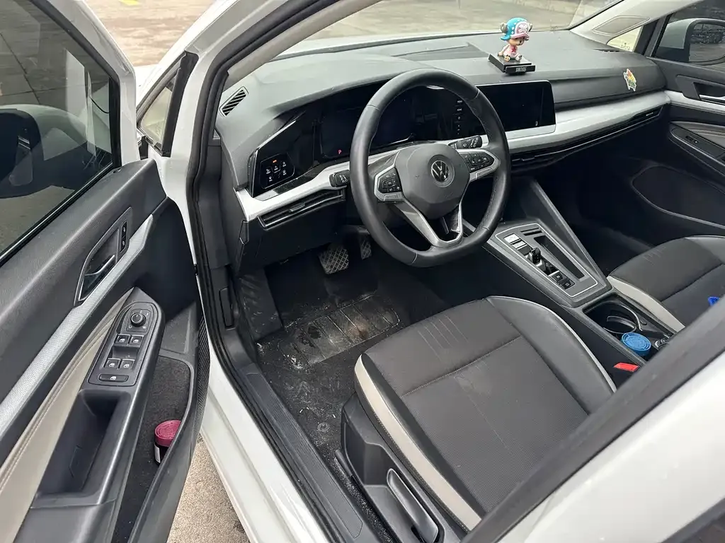 Volkswagen Golf 2022 из CN, фото 3