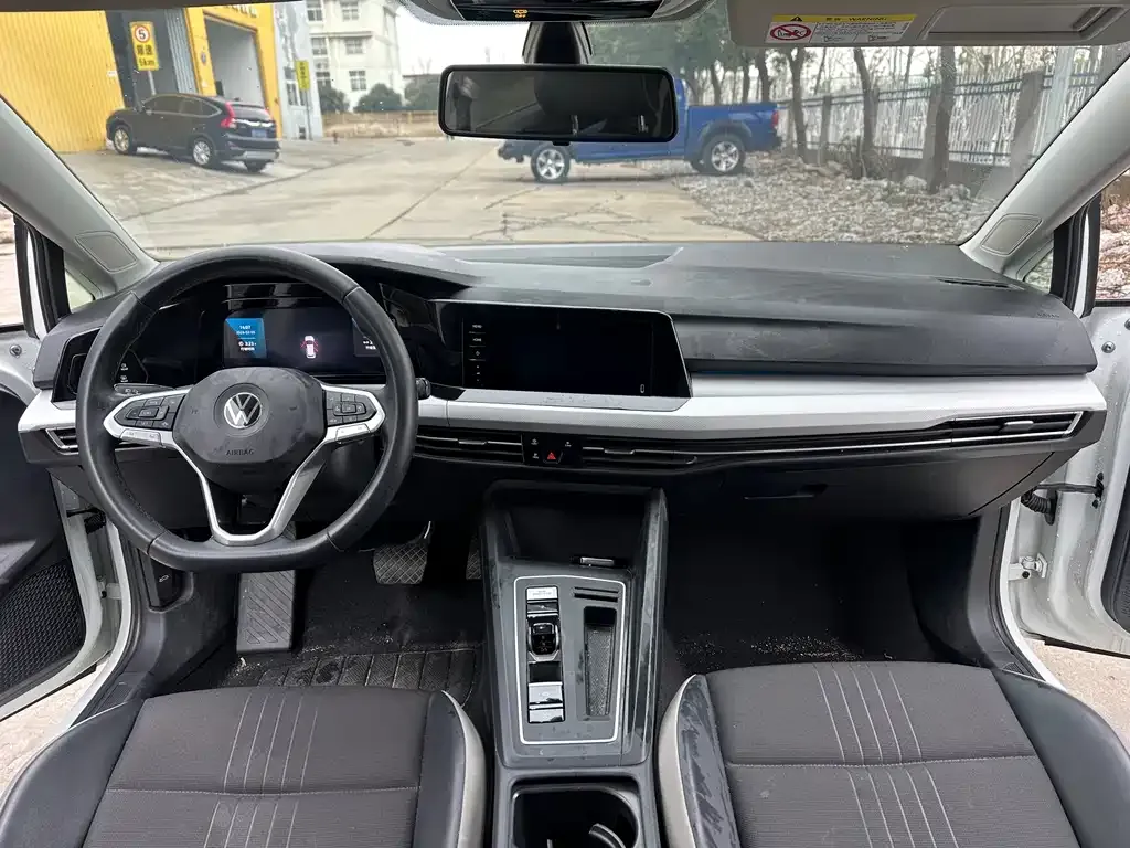 Volkswagen Golf 2022 из CN, фото 10