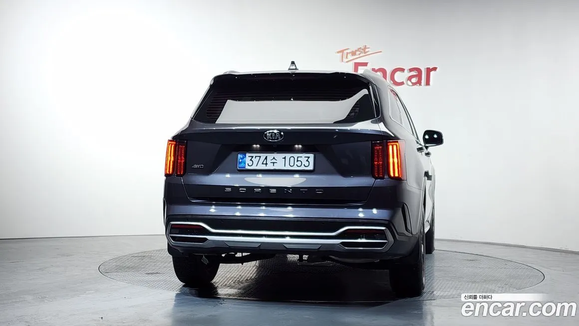 Kia Sorento — фото 3