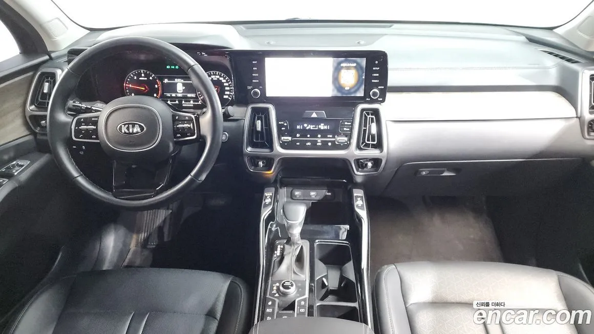 Kia Sorento — фото 4