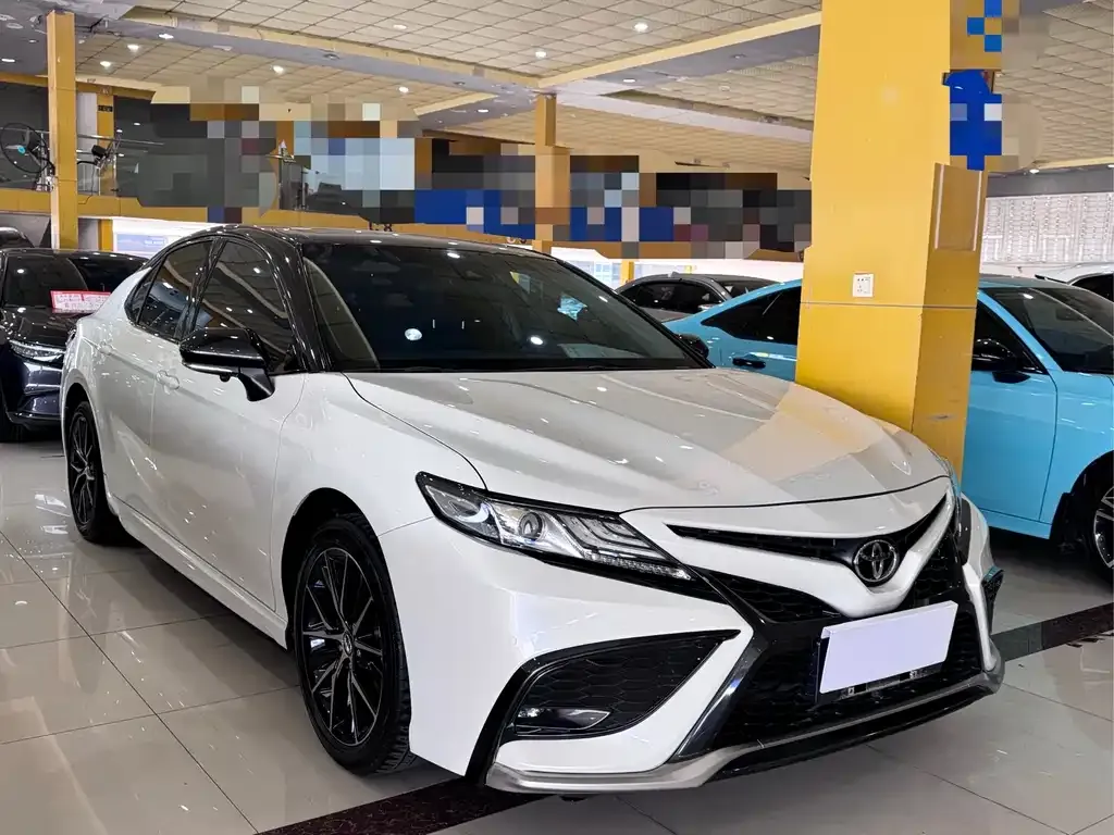 Toyota Camry 2024 из CN, фото 10