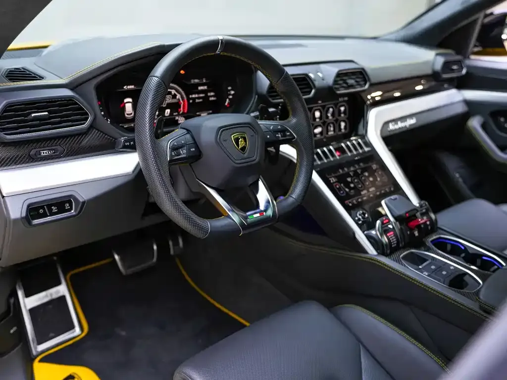 Lamborghini Urus 2021 из CN, фото 8