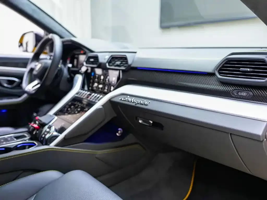 Lamborghini Urus 2021 из CN, фото 7