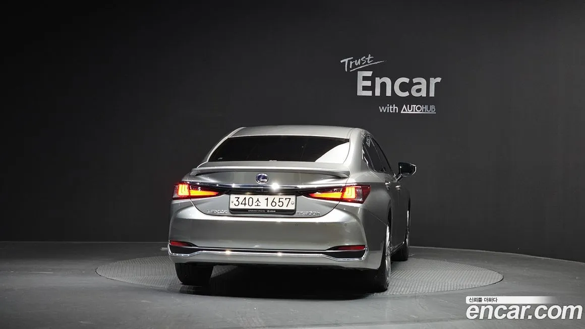 Lexus ES 2021 из KR, фото 2