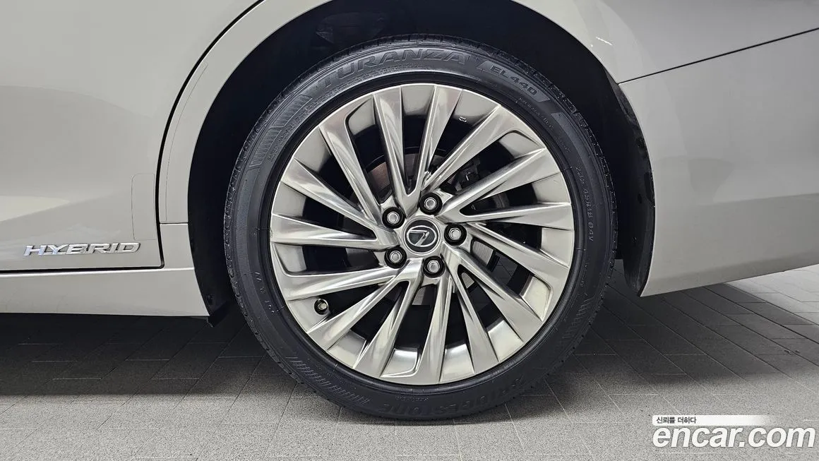 Lexus ES 2021 из KR, фото 8