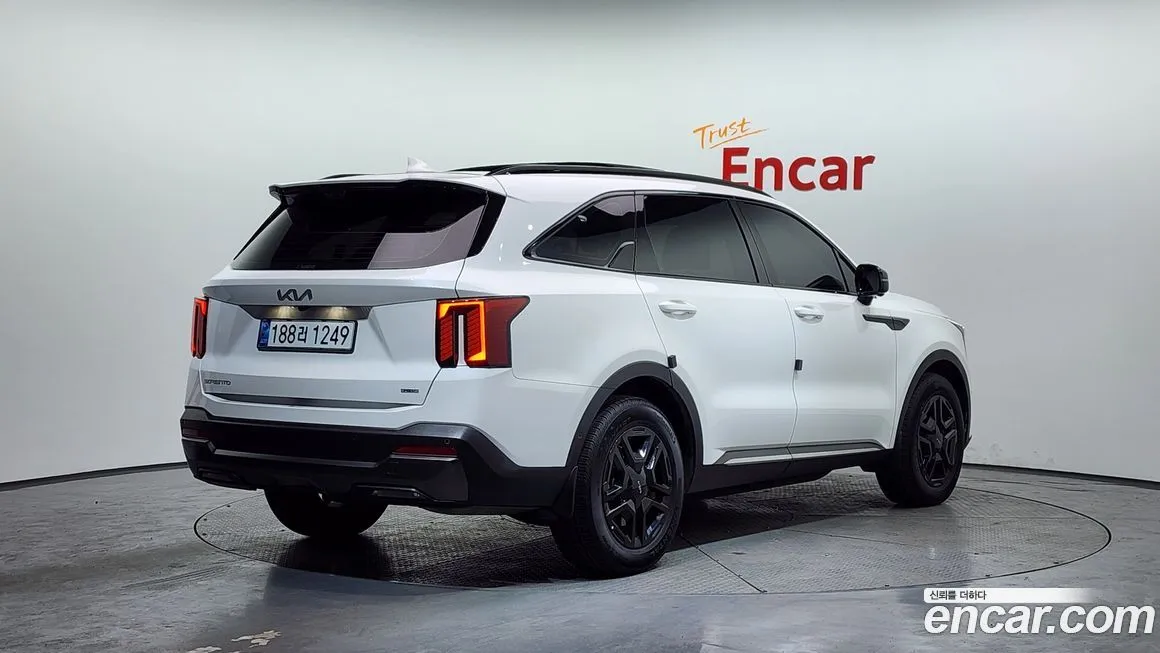 Kia Sorento — фото 2