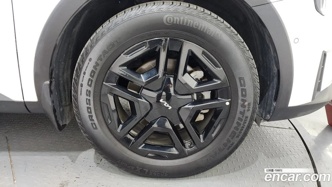 Kia Sorento — фото 8