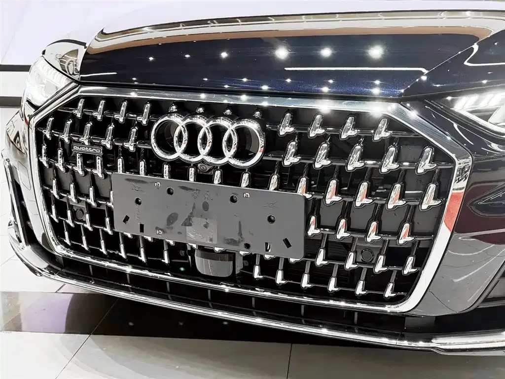 Audi A8 2025 из CN, фото 10