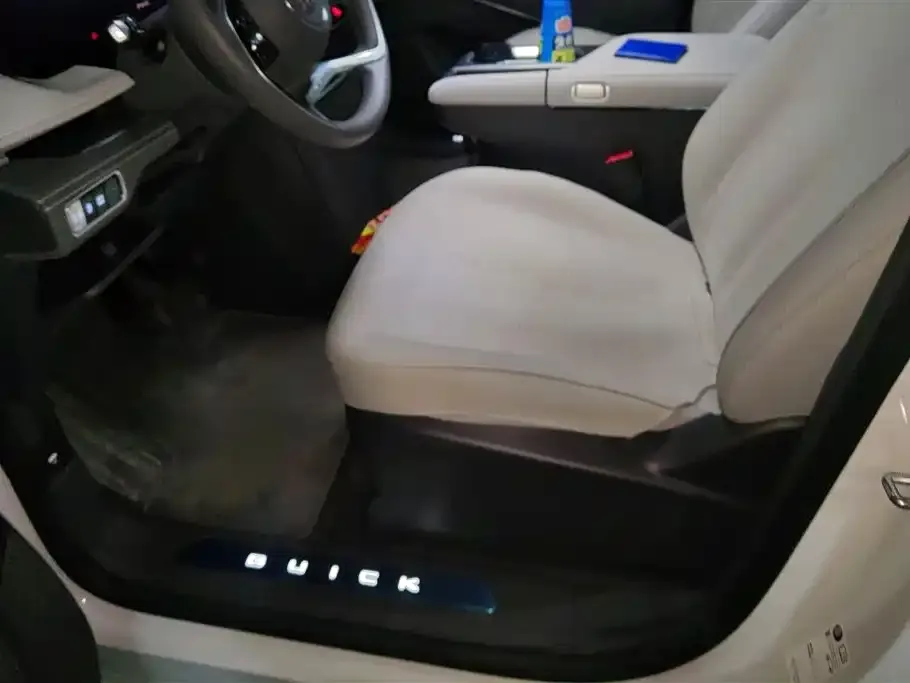 Buick GL8 2025 из CN, фото 4