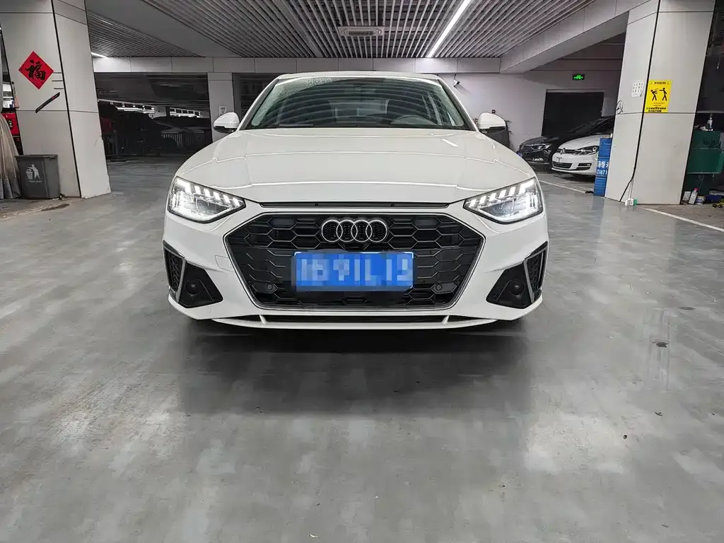 Audi A4L 2023 из CN, фото 7