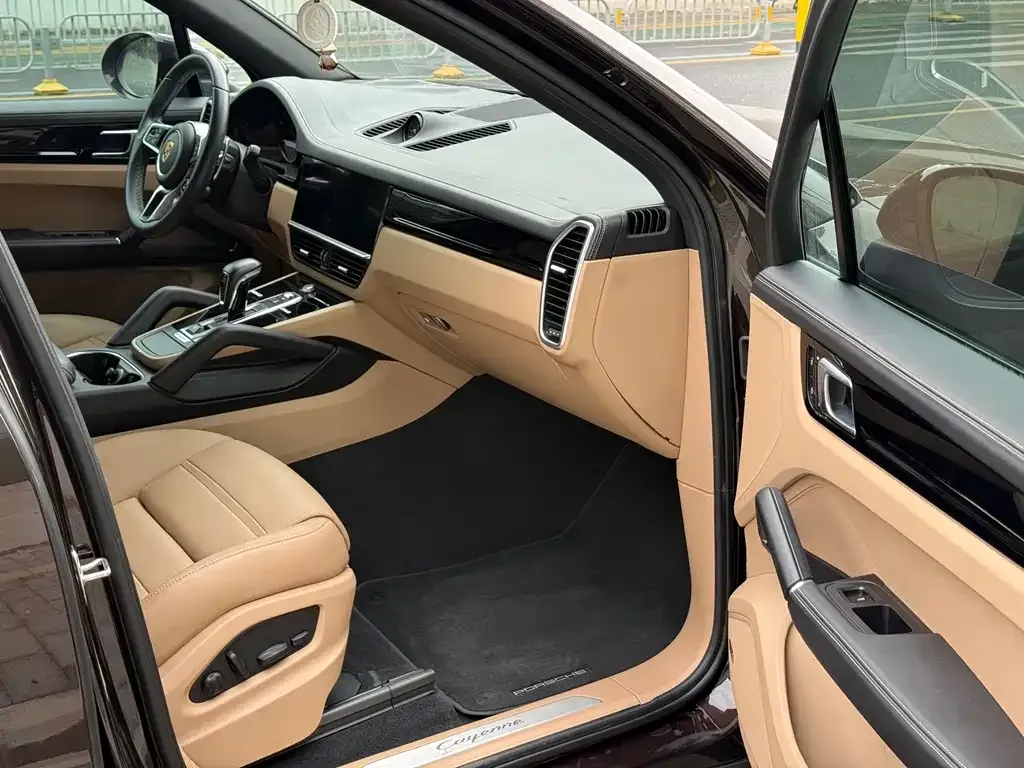 Porsche Cayenne 2022 из CN, фото 2