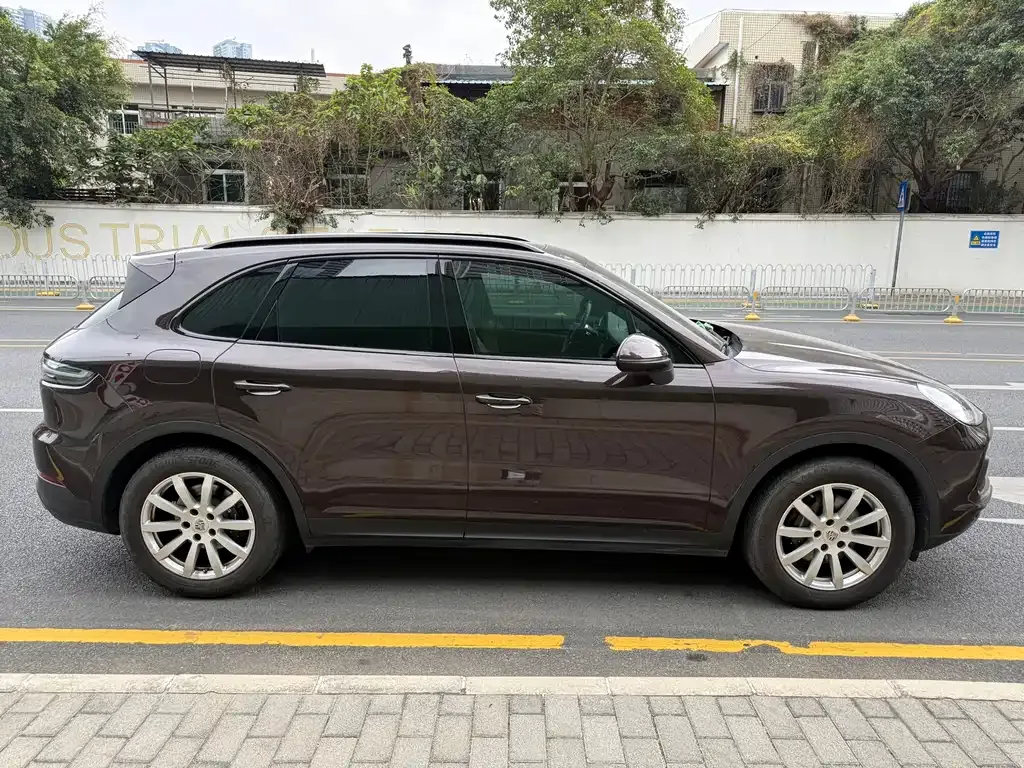 Porsche Cayenne 2022 из CN, фото 4