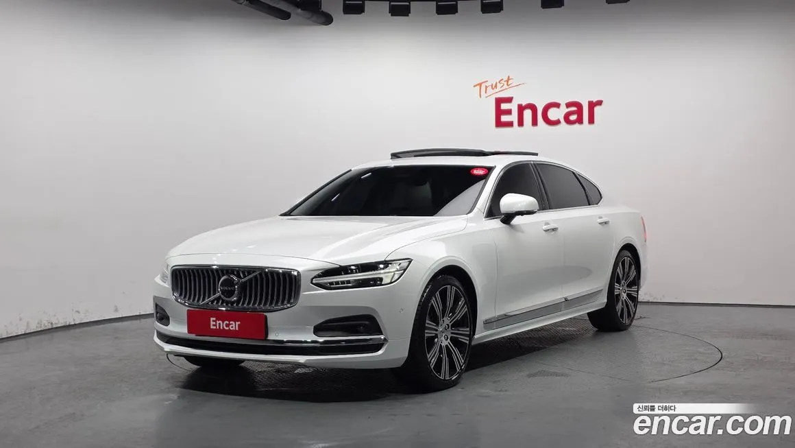 Volvo S90 2024 из KR, фото 1