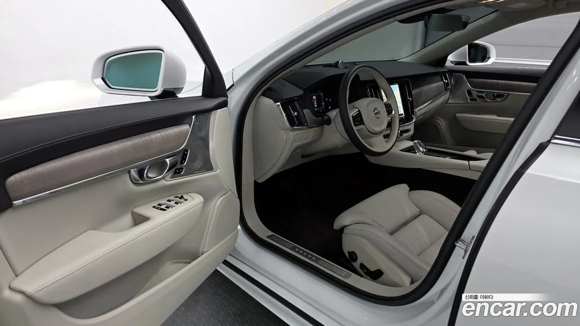 Volvo S90 2024 из KR, фото 5