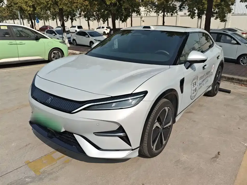 BYD L EV 2025 из CN, фото 1