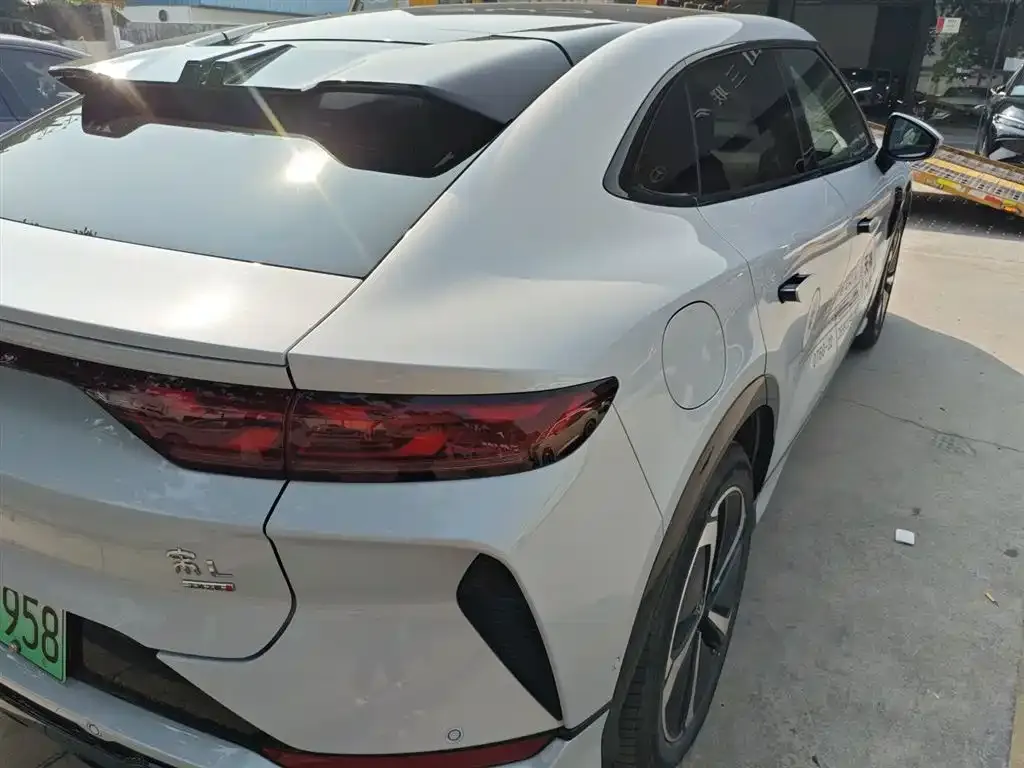 BYD L EV 2025 из CN, фото 9