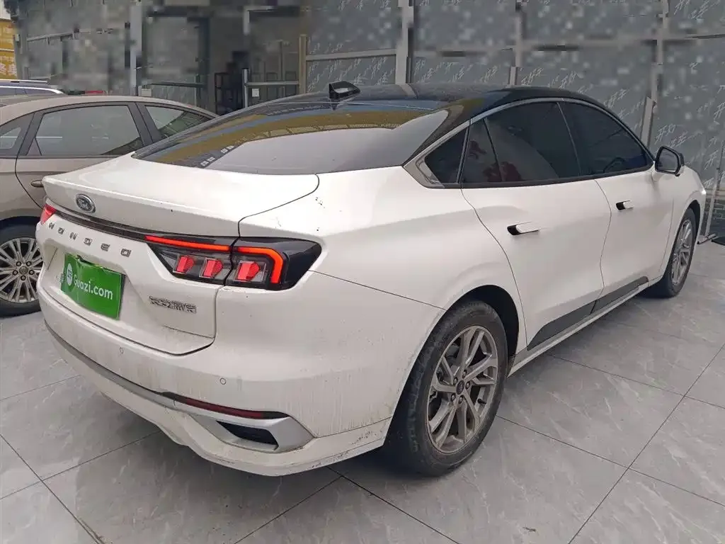 Ford Mondeo 2022 из CN, фото 3