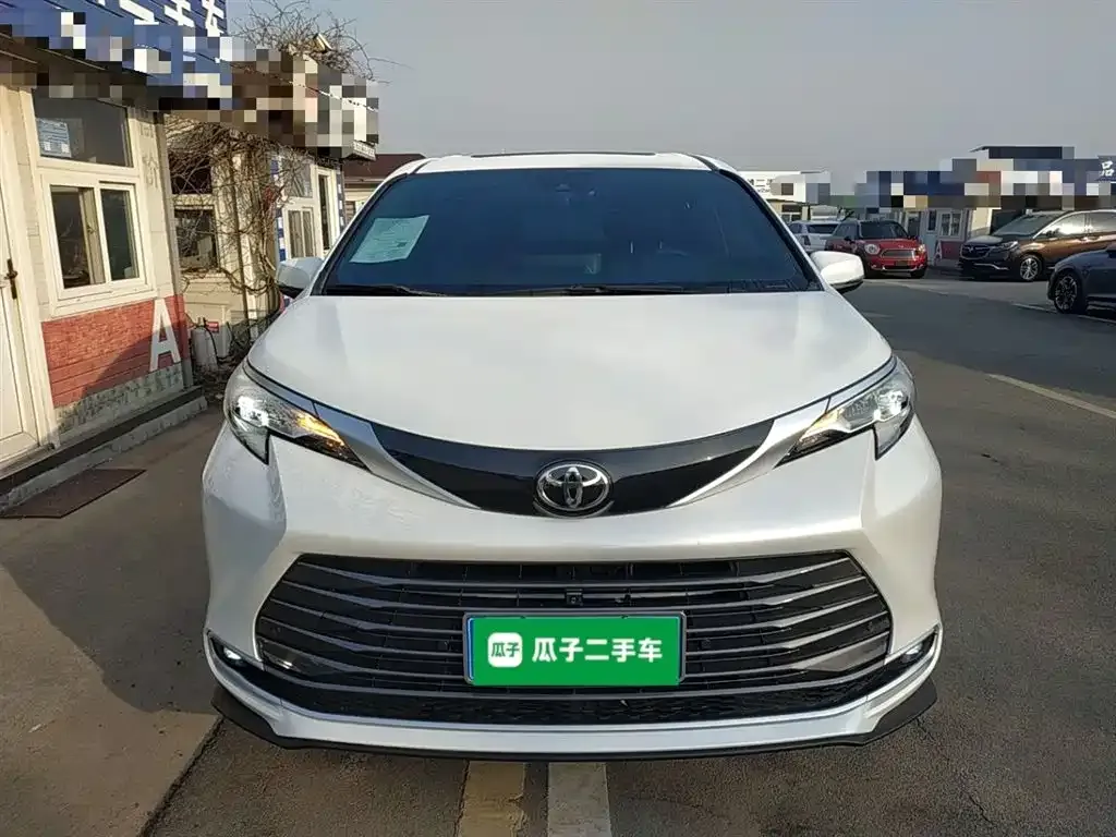 Toyota Sienna 2024 из CN, фото 7