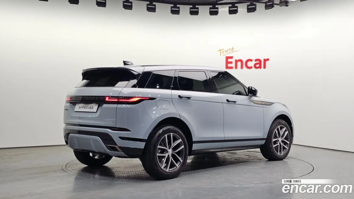 Land Rover Range Rover Evoque — фото 8