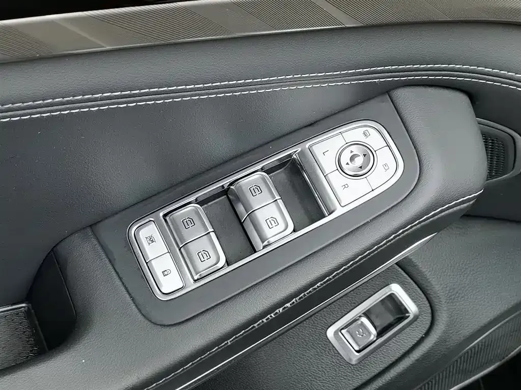 Hongqi H9 2023 из CN, фото 8