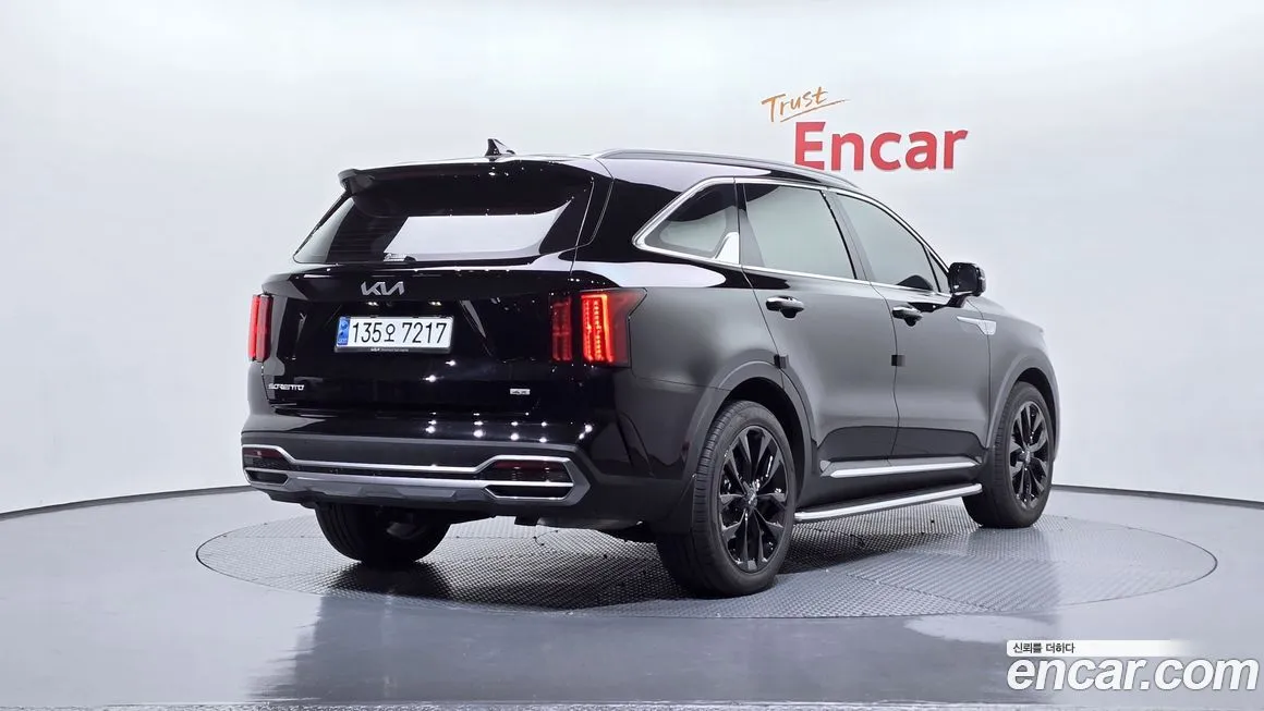 Kia Sorento — фото 3