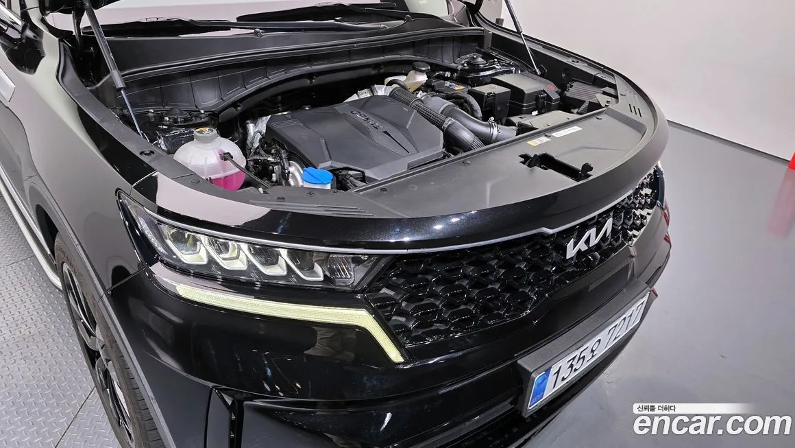 Kia Sorento — фото 10
