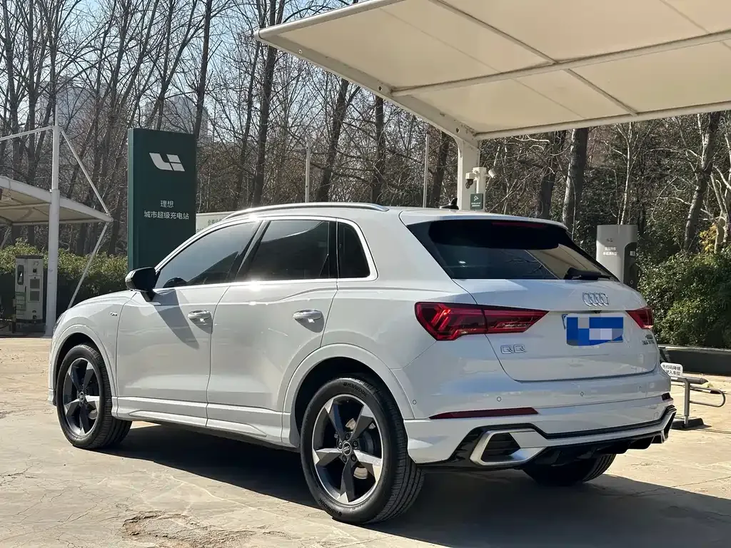Audi Q3 — фото 2