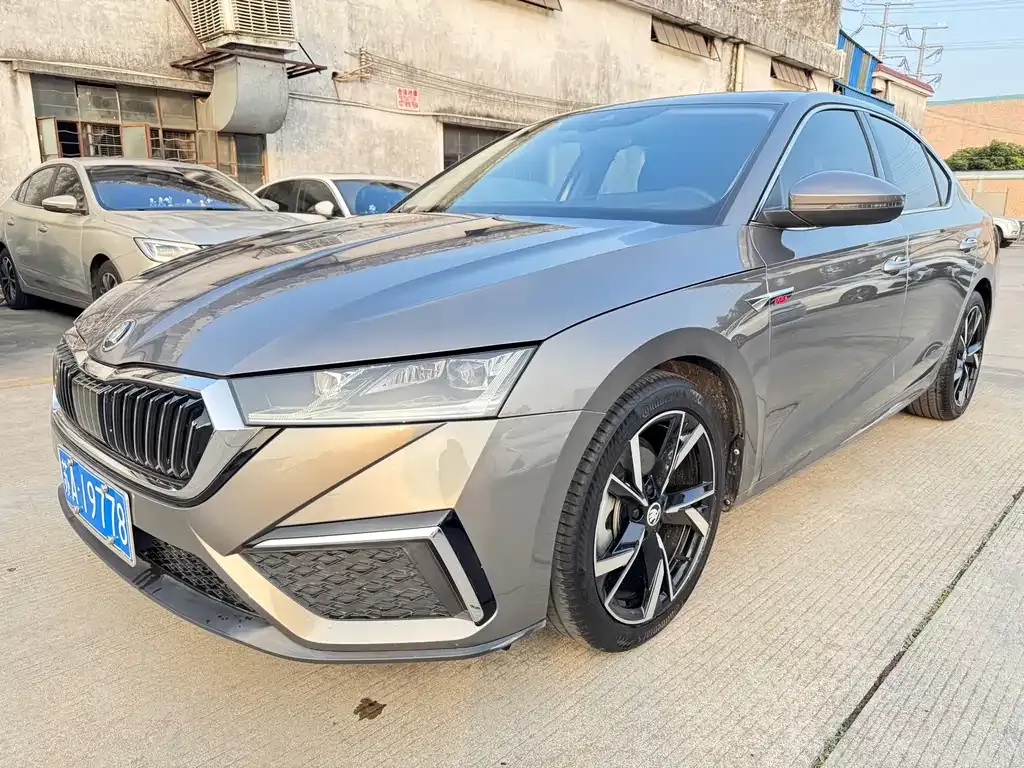 Skoda Octavia 2022 из CN, фото 1