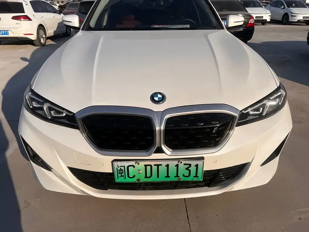 BMW i3 2024 из CN, фото 1