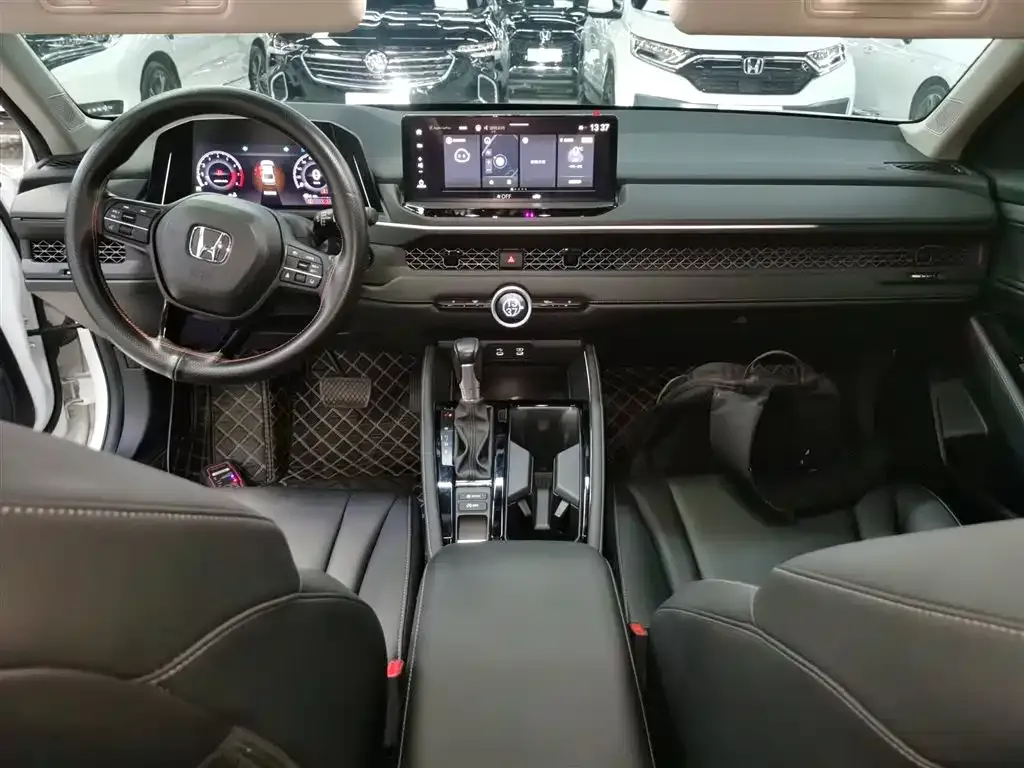 Honda Accord 2024 из CN, фото 5