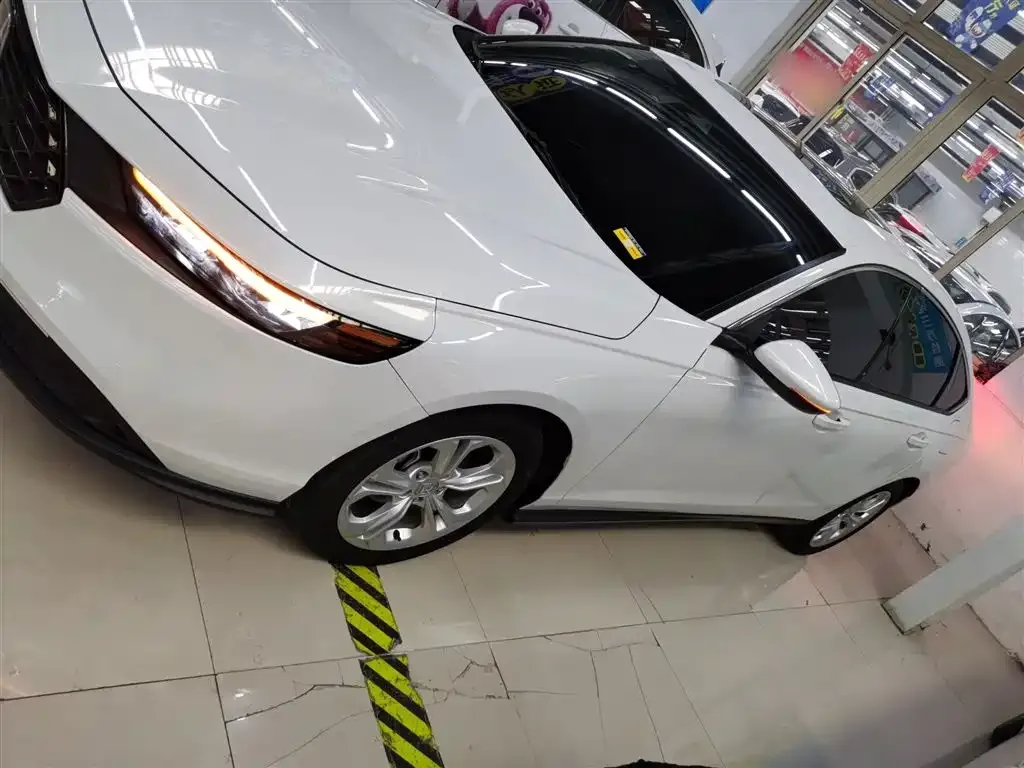Honda Accord 2024 из CN, фото 10
