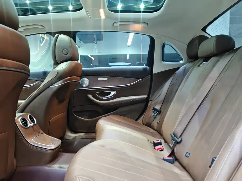 Mercedes-Benz E-Class New Energy — фото 3