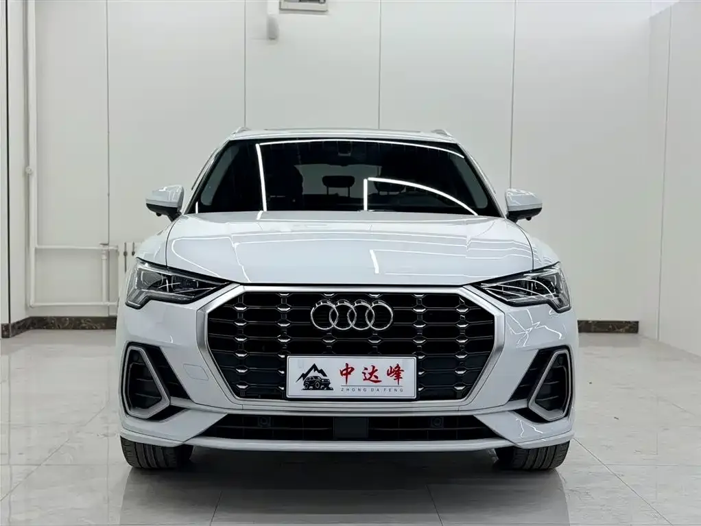 Audi Q3 2021 из CN, фото 2