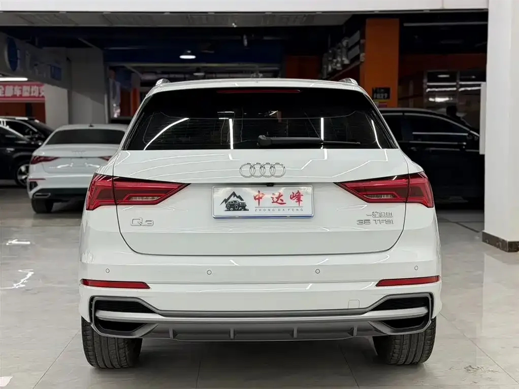 Audi Q3 2021 из CN, фото 10