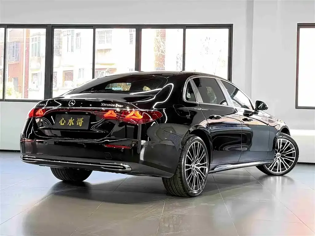Mercedes-Benz E-Class 2025 из CN, фото 7