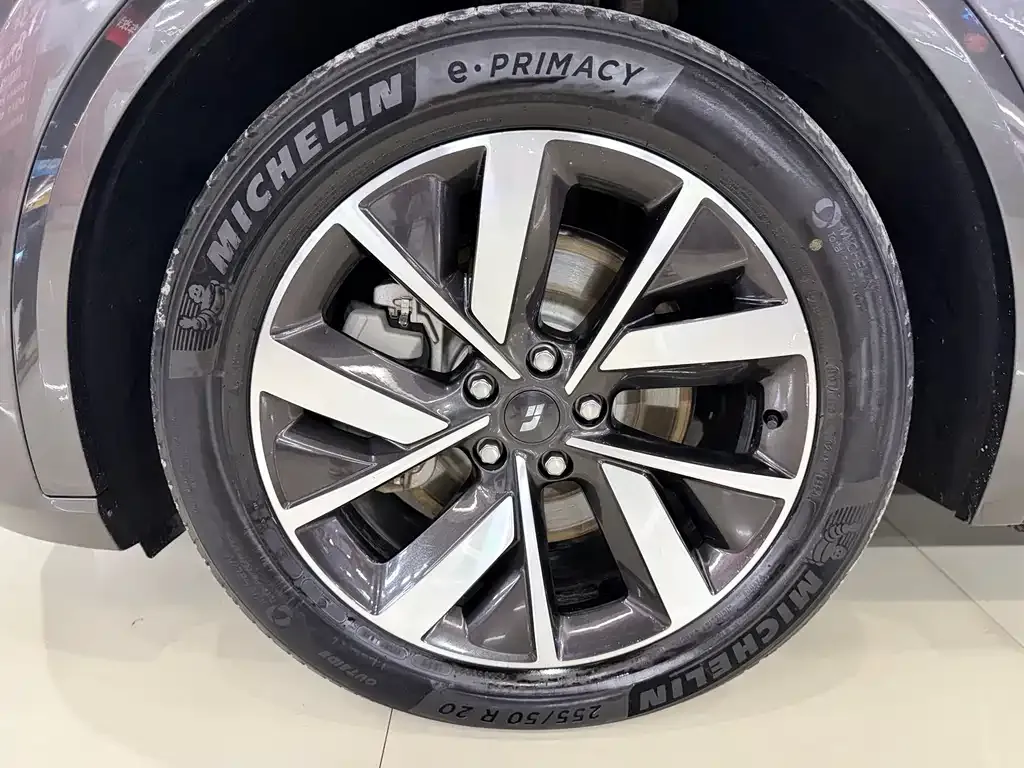 Li Auto L8 2024 из CN, фото 8