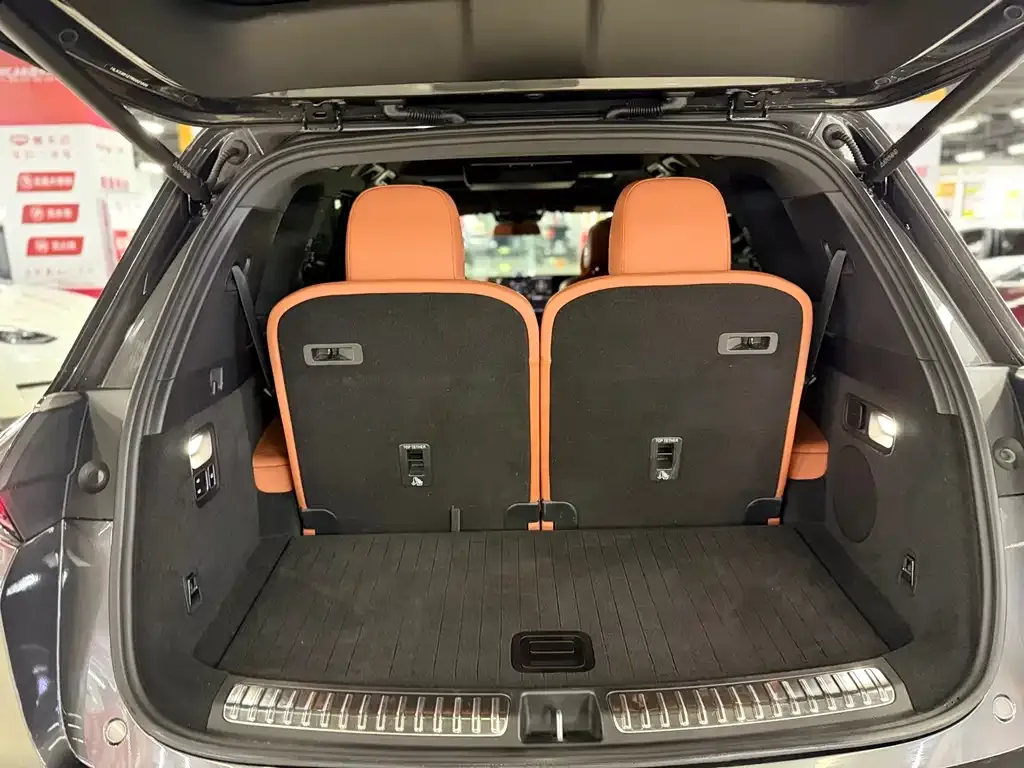Li Auto L8 2024 из CN, фото 3