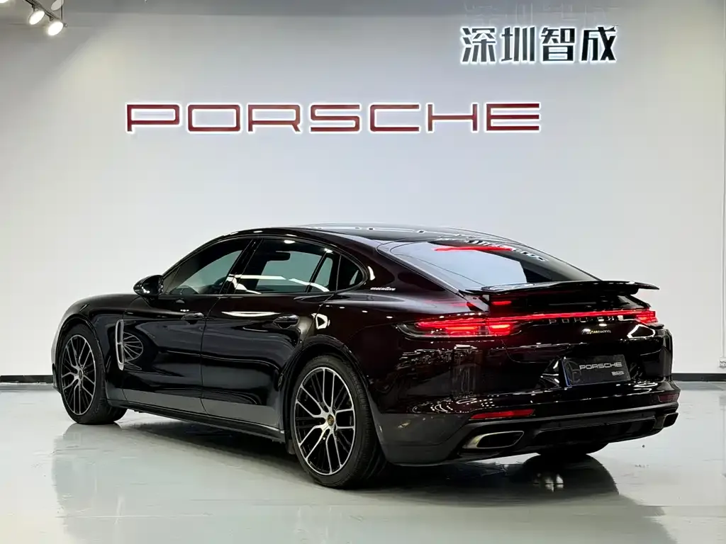Porsche Panamera — фото 10