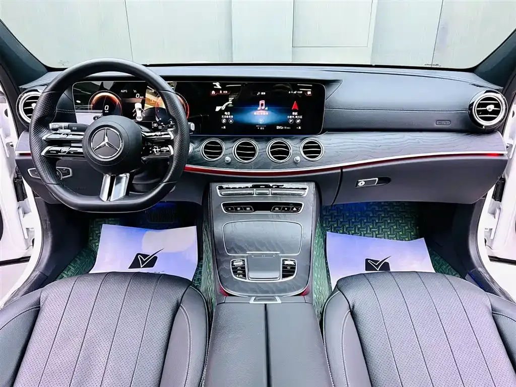 Mercedes-Benz E-Class (Import) 2021 из CN, фото 2
