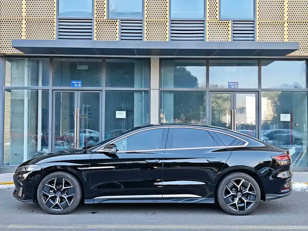 BYD Han 2024 из CN, фото 3