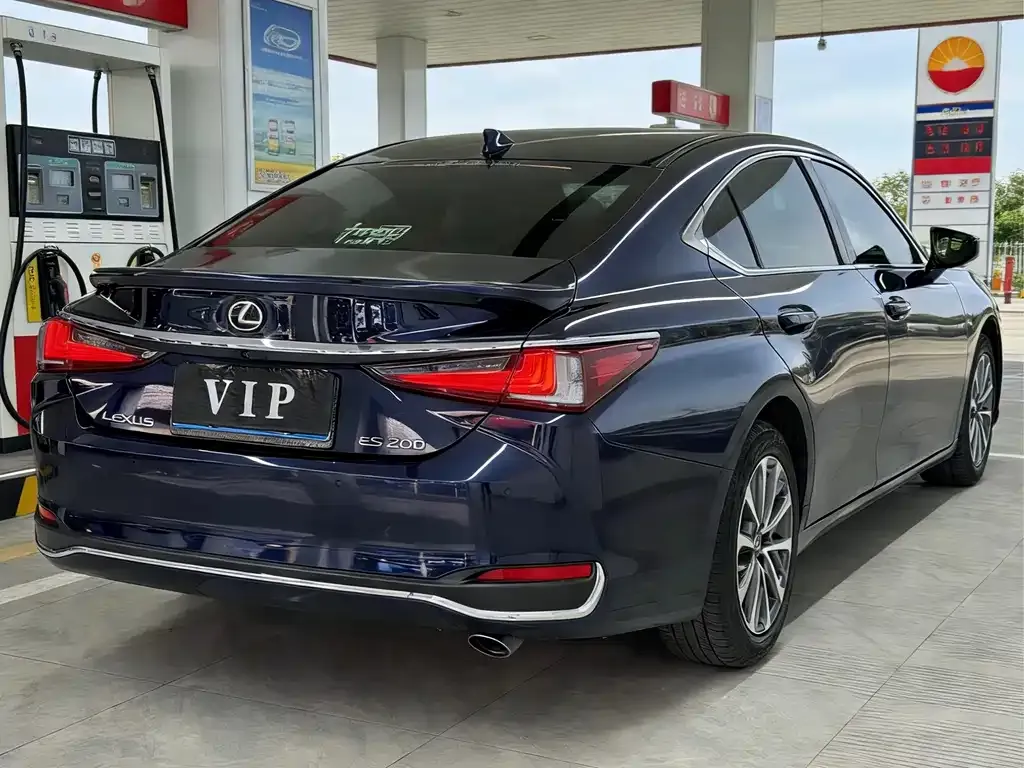 Lexus ES 2021 из CN, фото 9