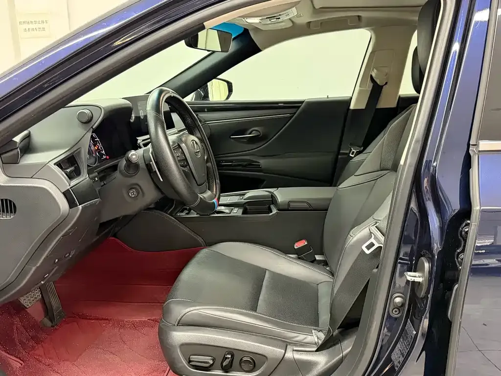 Lexus ES 2021 из CN, фото 3