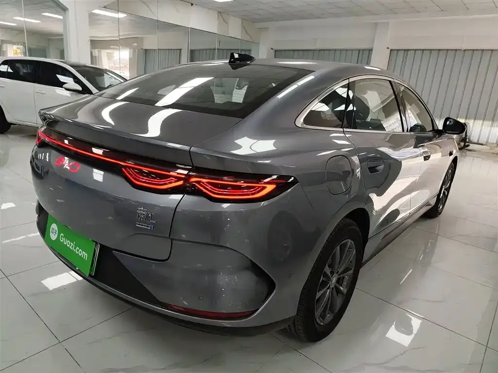 BYD Qin L — фото 4