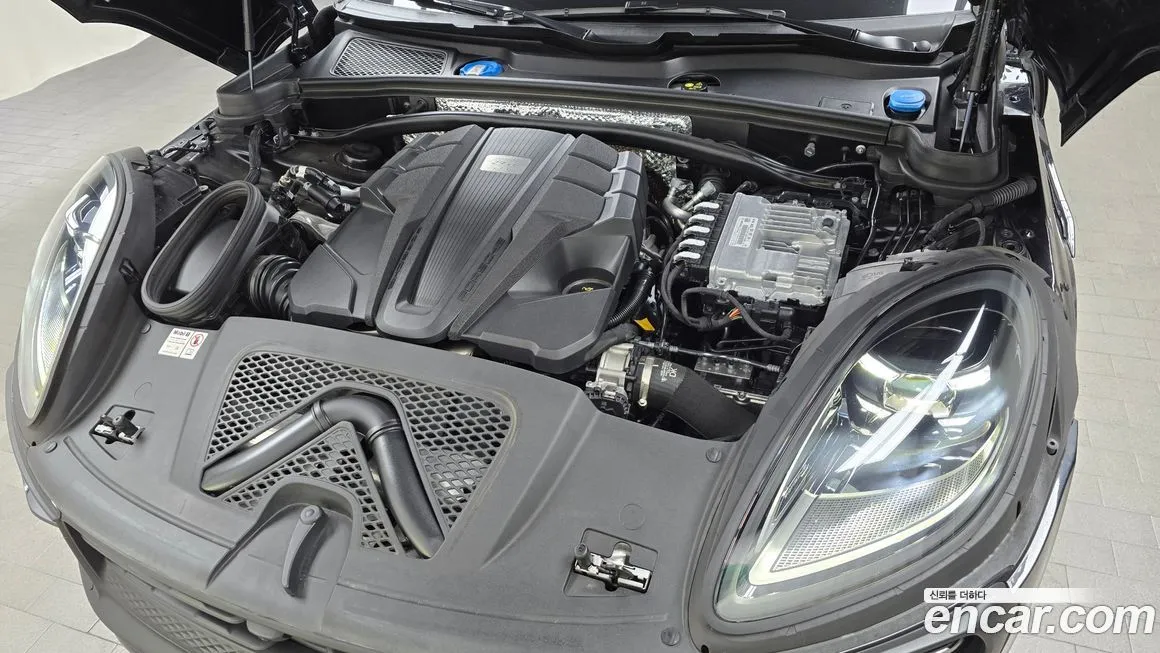 Porsche Macan 2023 из KR, фото 6