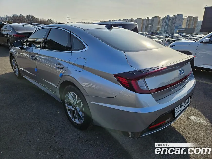 Hyundai Sonata 2022 из KR, фото 3