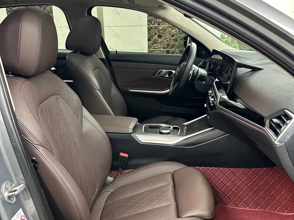 BMW 3 Series 2022 из CN, фото 7