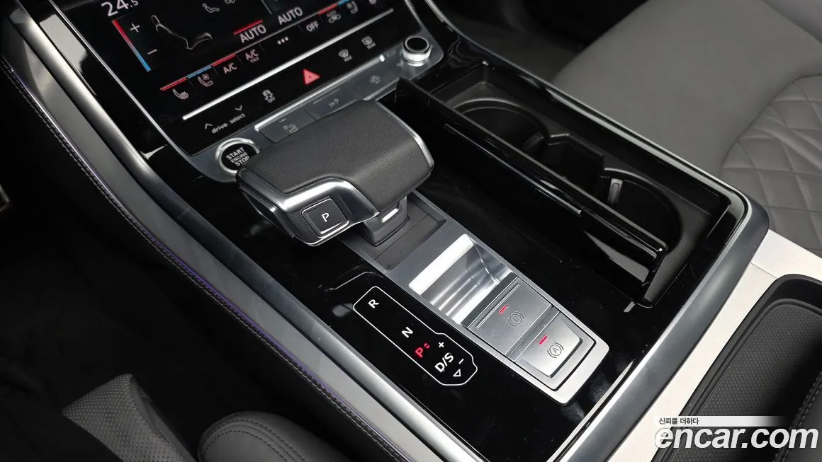 Audi Q7 2025 из KR, фото 8