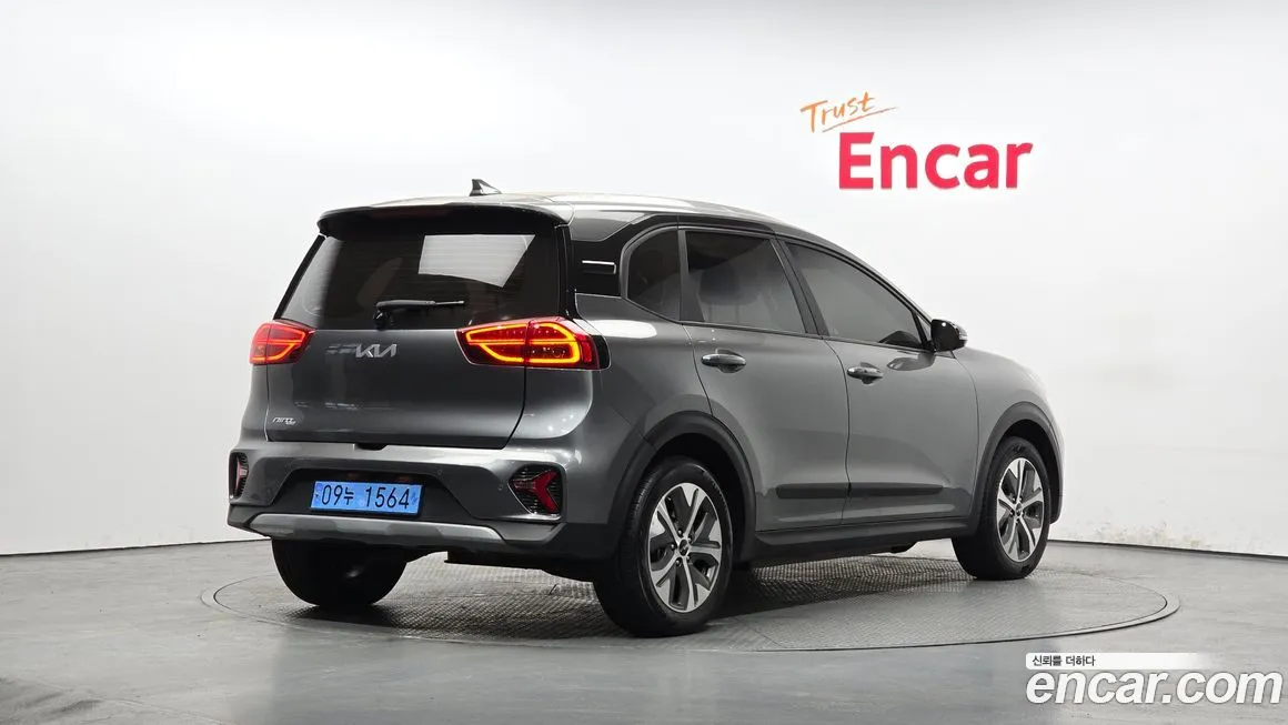 Kia Niro — фото 4