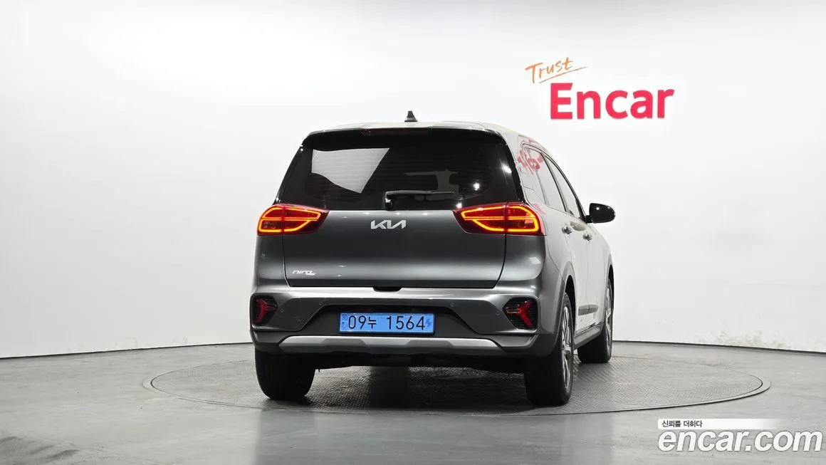 Kia Niro — фото 2